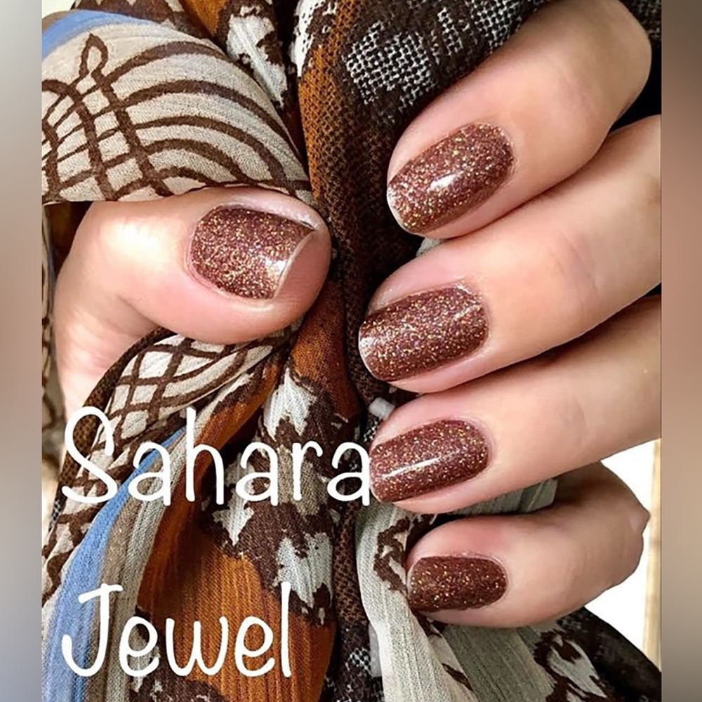 Color Street | Sahara Jewel nail polish strips
